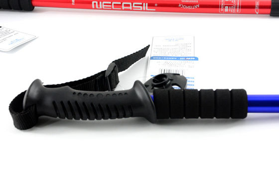 Ανεξάρτητο Alpenstock πεζοπορικό μπαστούνι 90-135cm 4 Τομέας Αλουμινίου τηλεσκοπικό μπαστούνι περπατήματος